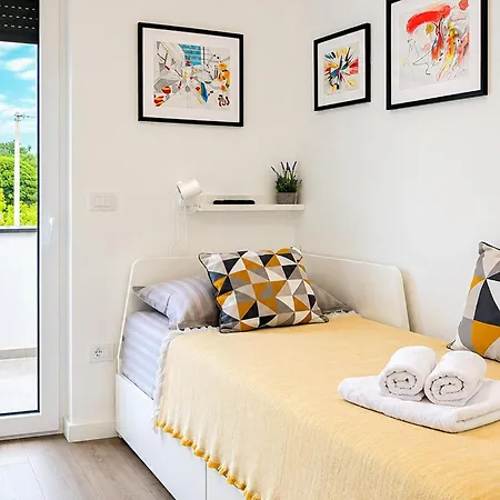 Appartamento Stunning In Stancija Portun With Wifi *